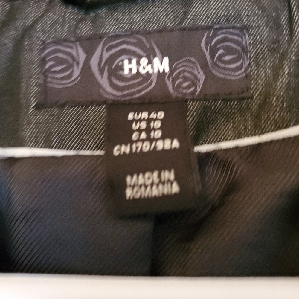 H&M blazer - Picture 2 of 2